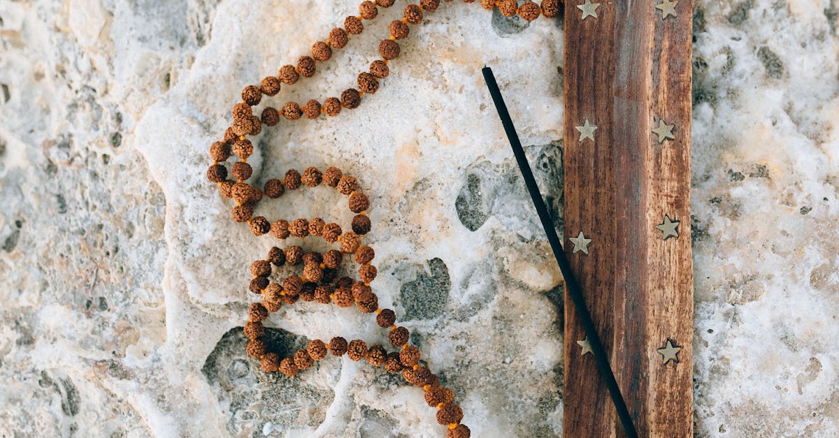 What are the symptoms of a weak nervous system?